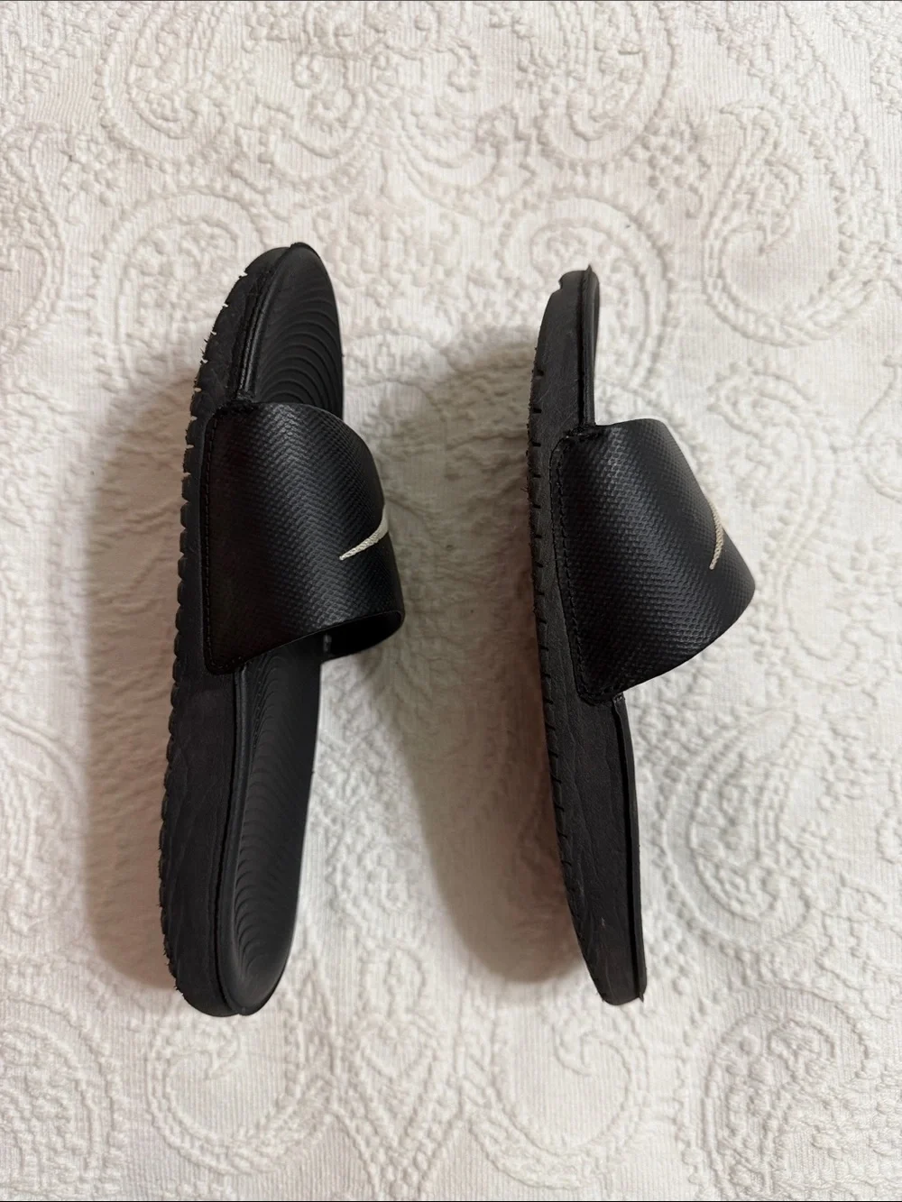 Nike Kids Size 2 Youth Black Slide Sandals with White Swoosh Logo